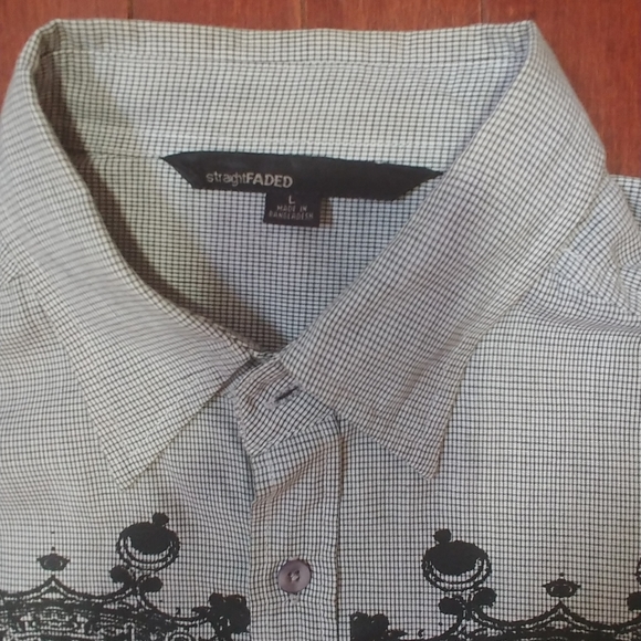 Button down shirt - Picture 3 of 3